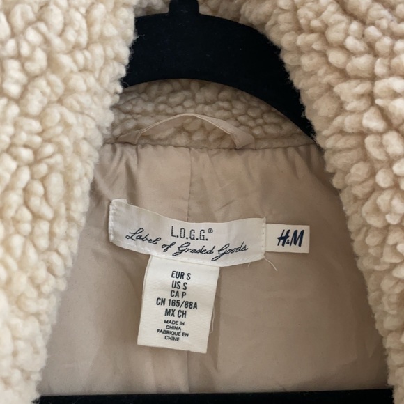 H&M Teddy Coat - Picture 4 of 6